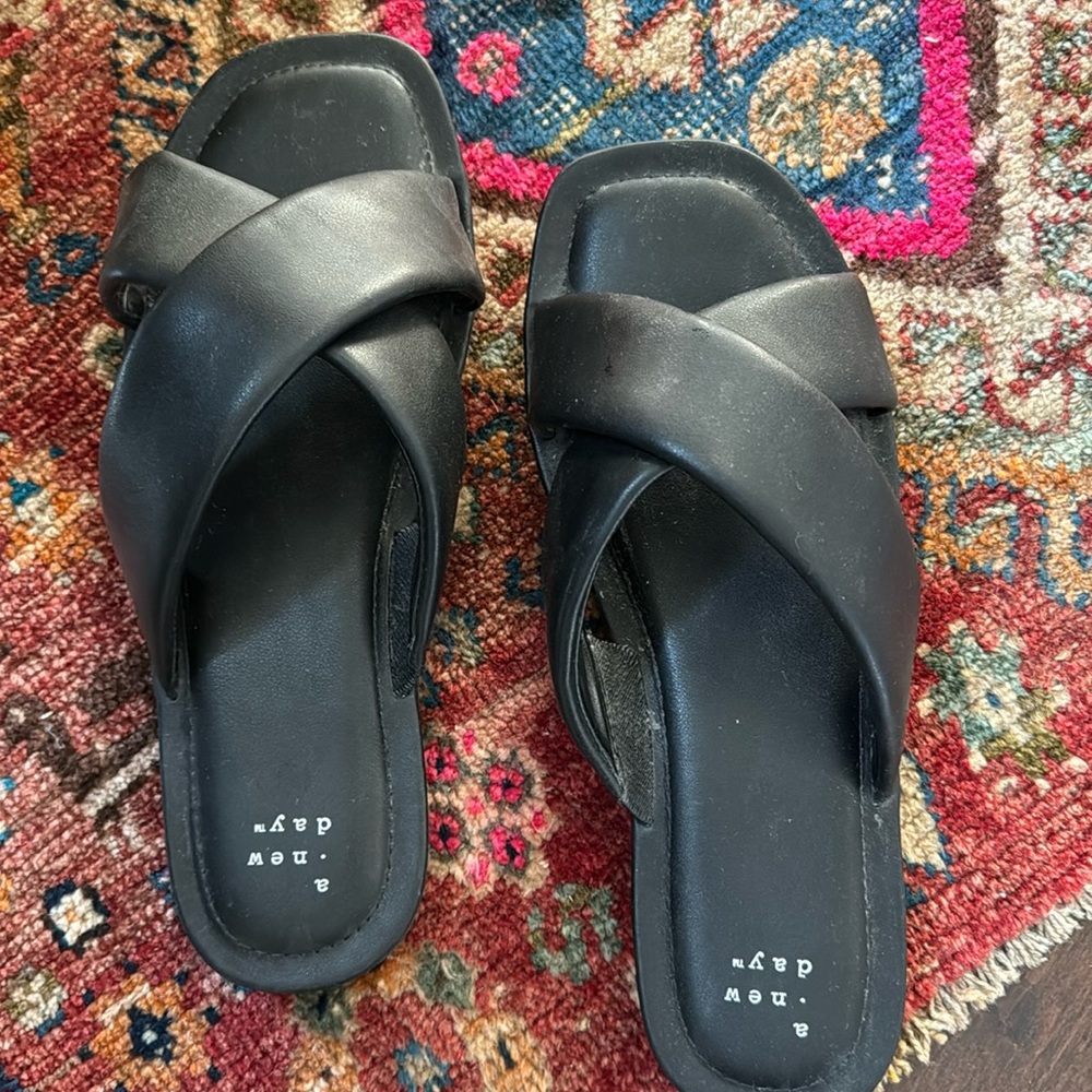 A New Day sandals size 9. Black